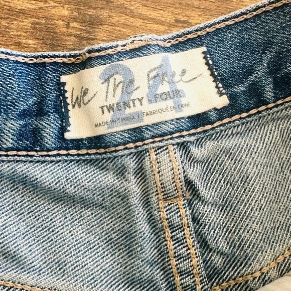 Free People We the Free Denim Shorts - Size 24 - Picture 9 of 12